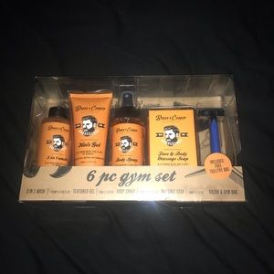 Brand new men’s grooming kit.